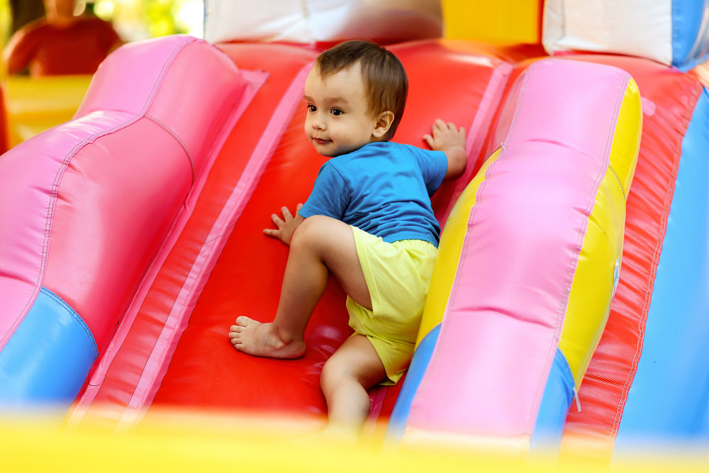 10 Types of Climbing Toys For Toddlers (List) 1 toddler climbing apr20