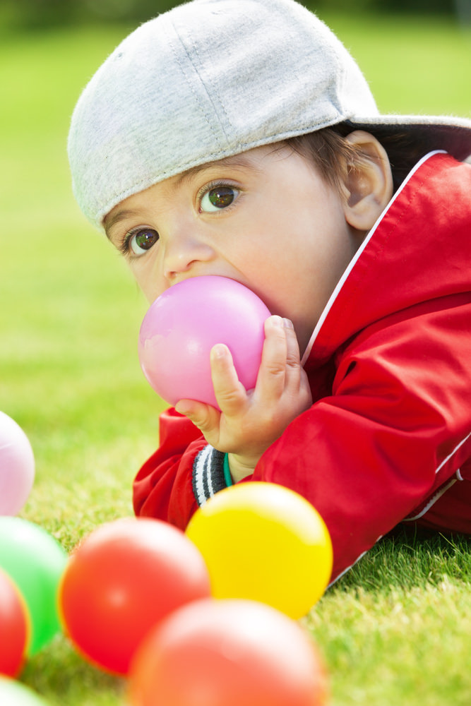 Spark Imagination 6 Inspiring Types of Toys for Kids of All Ages 8 6.kid playing with balls may20