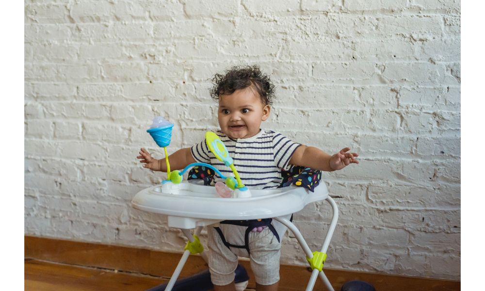 Fun Things To Do With Babies (that Parents Enjoy as Well) 3 Baby Playing with Musical Toys.