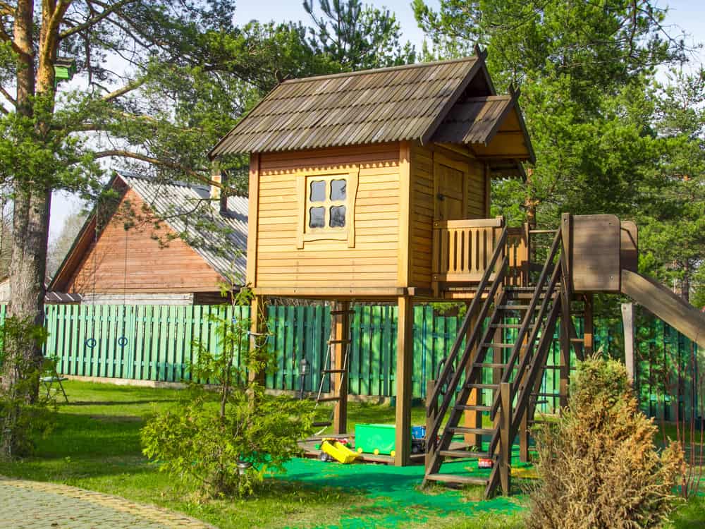 A close look at a backyard tree house set.