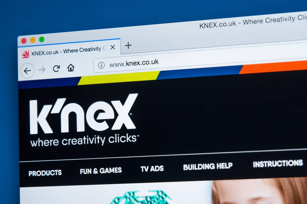 Homepage of the Knex website.