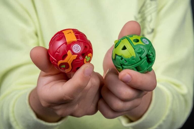 toys-that-fold-into-balls-oct182021