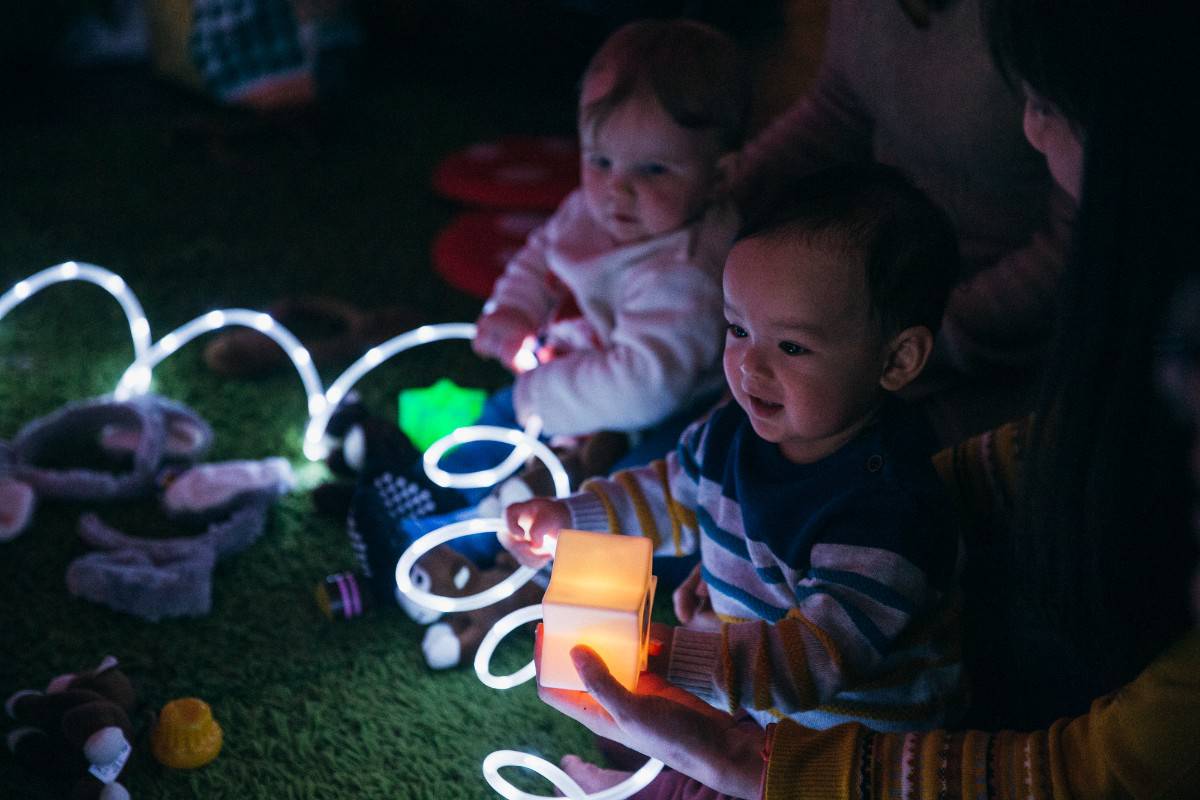 9 Popular Toys that Make Noise for Babies 2 Baby boy playing with light up toys.