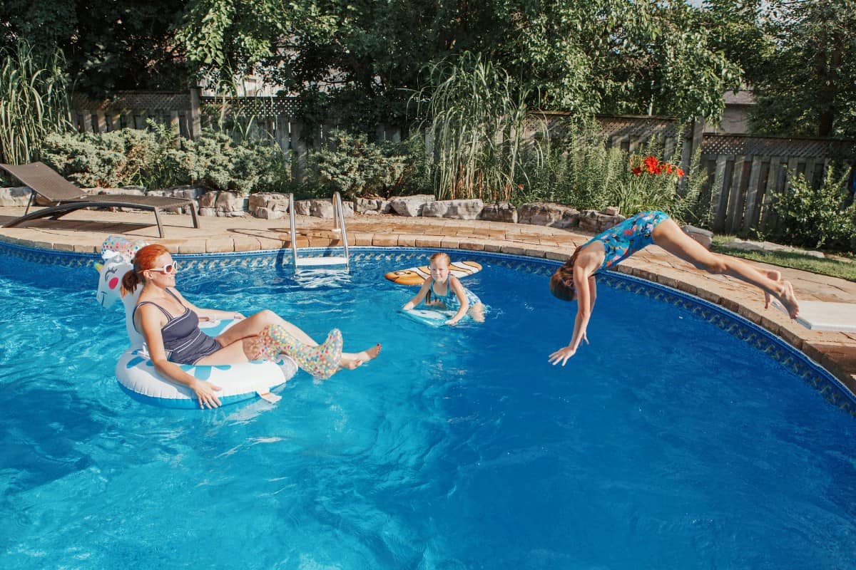 backyard-pools
