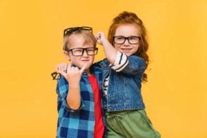 kids-eyeglasses-apr062022-02