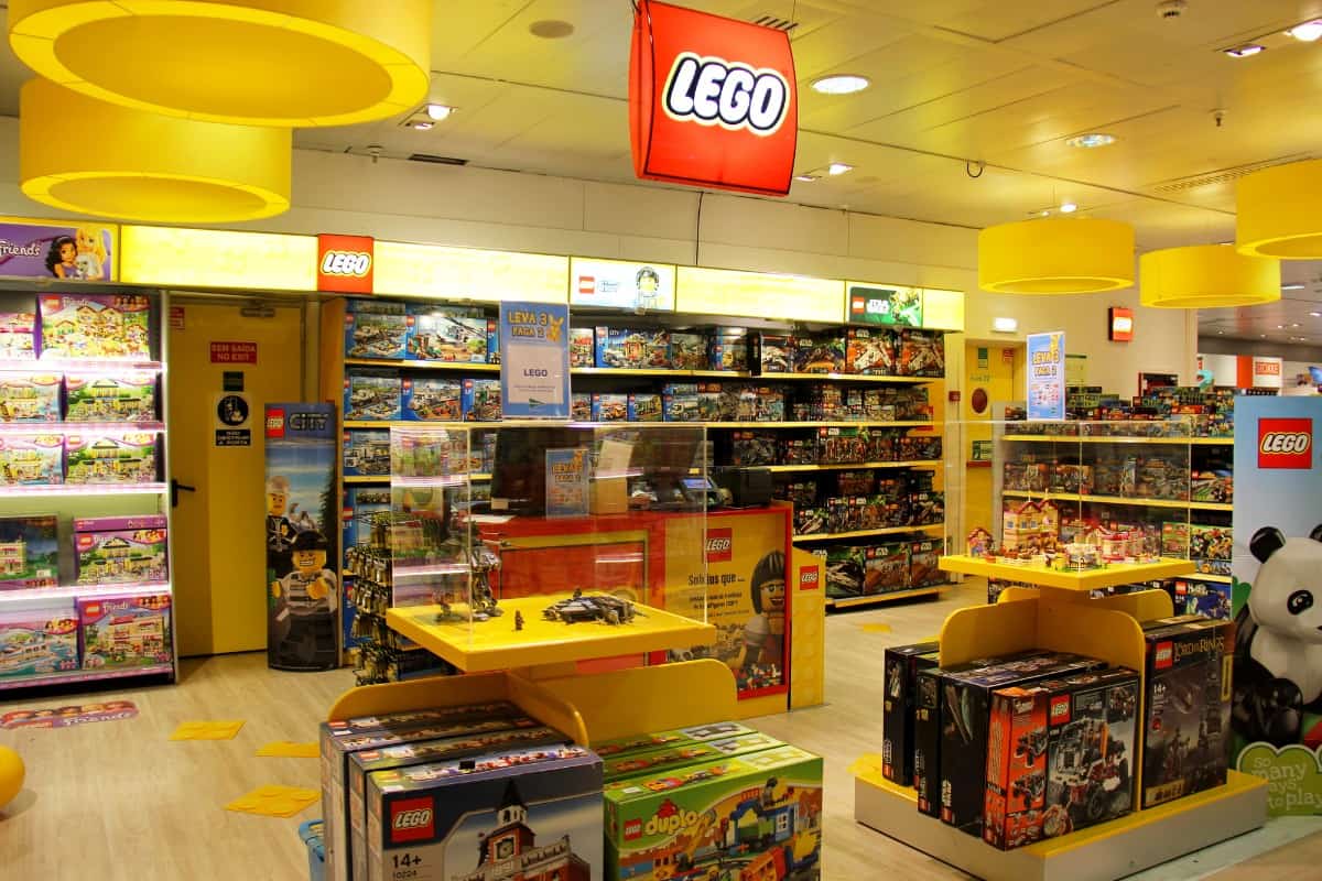 Where Can You Buy Used LEGO Sets? 8 Lego toy store interior
